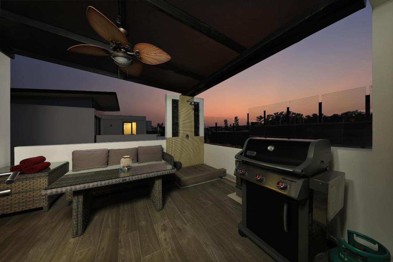 Villa Laguna Park By Goodman Brokers