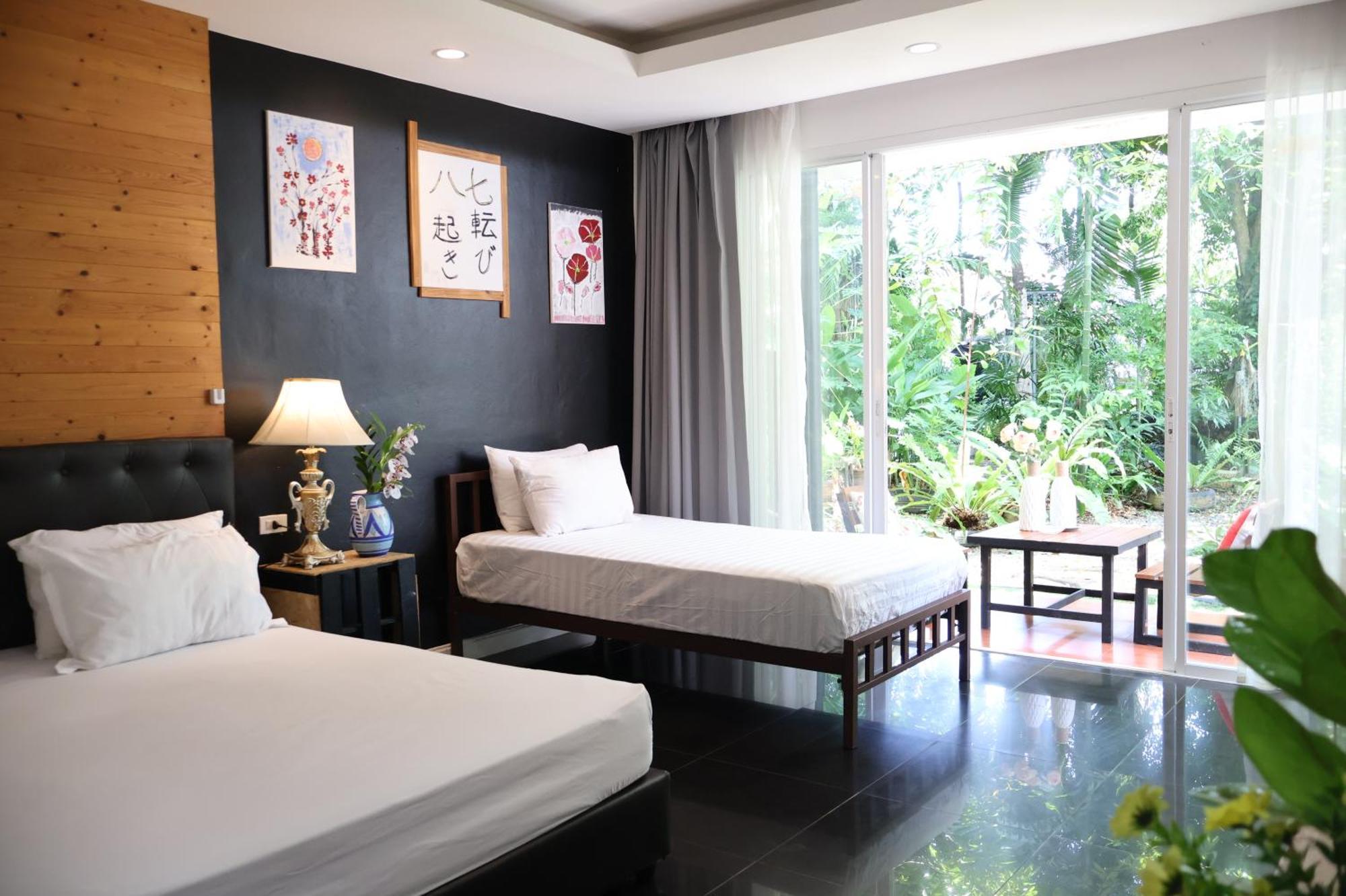 Hotel Eat N Sleep Phuket