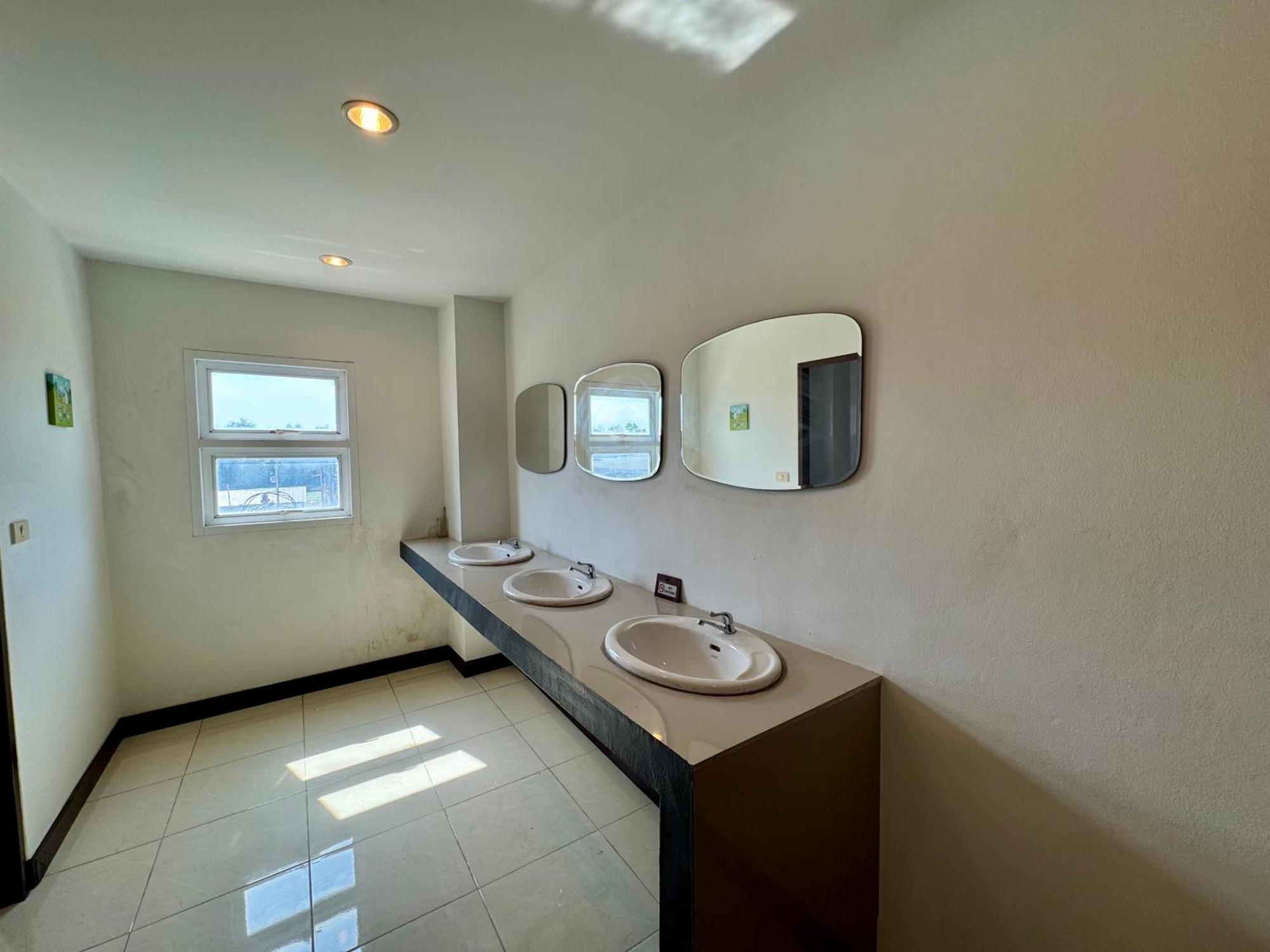 Hostel Ananas (adults Only)