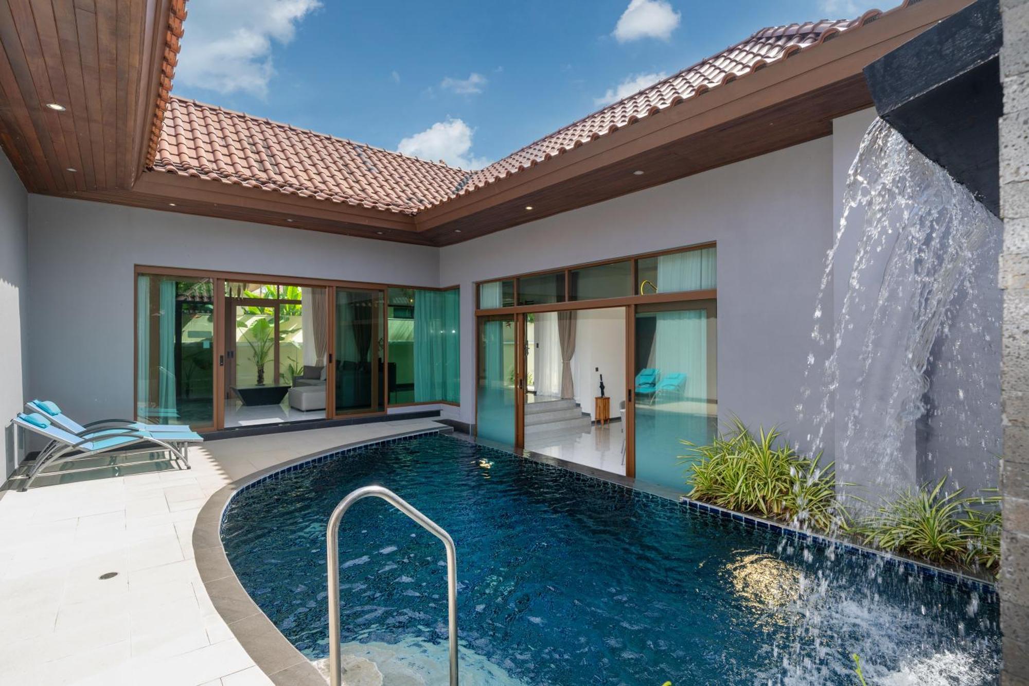 Ocean Palms Private Pool Villa Phuket