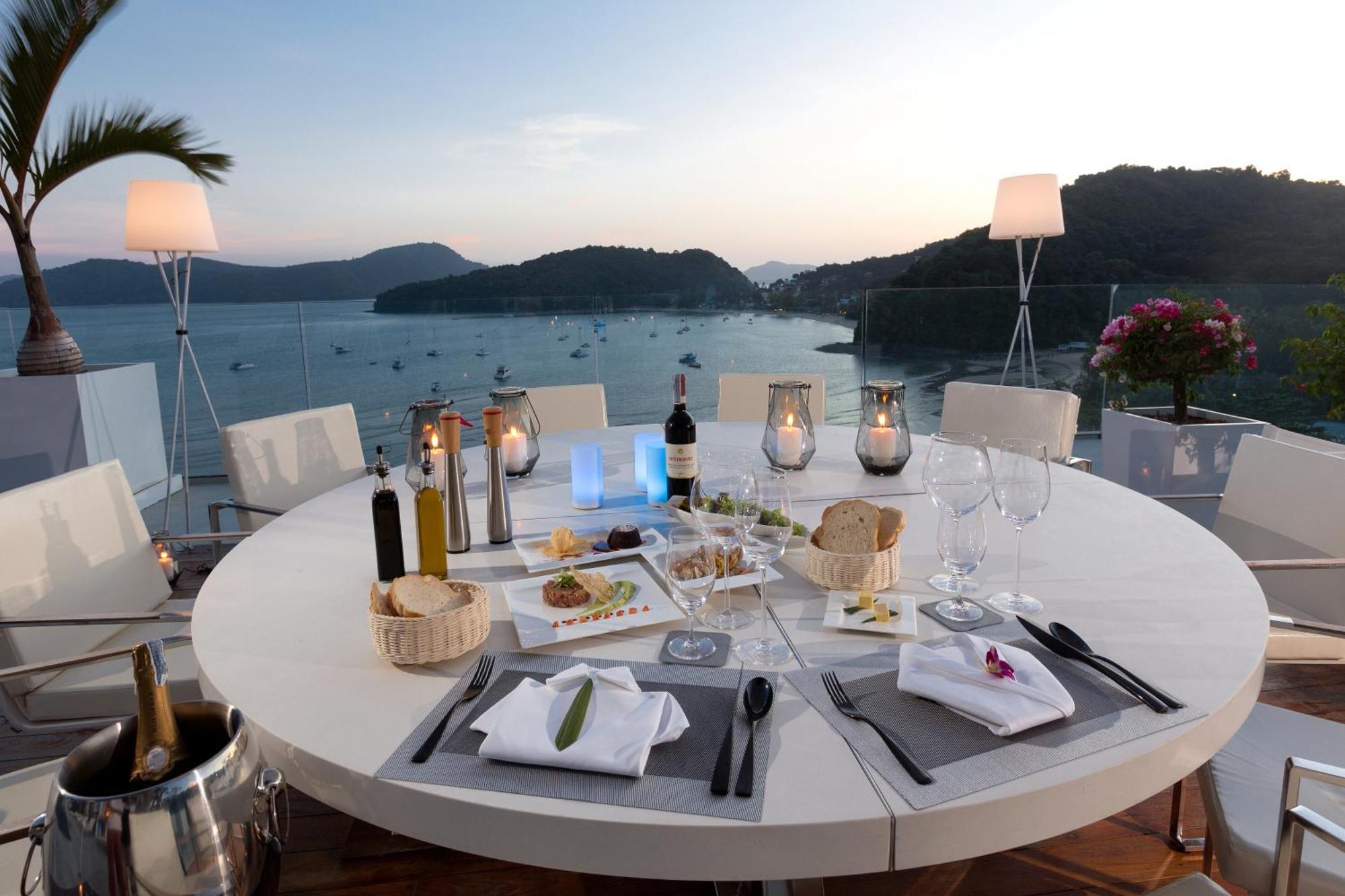 Cliff Villa *