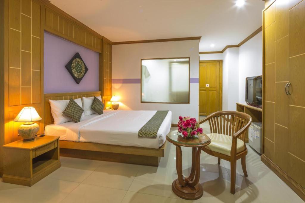Azure Hotel