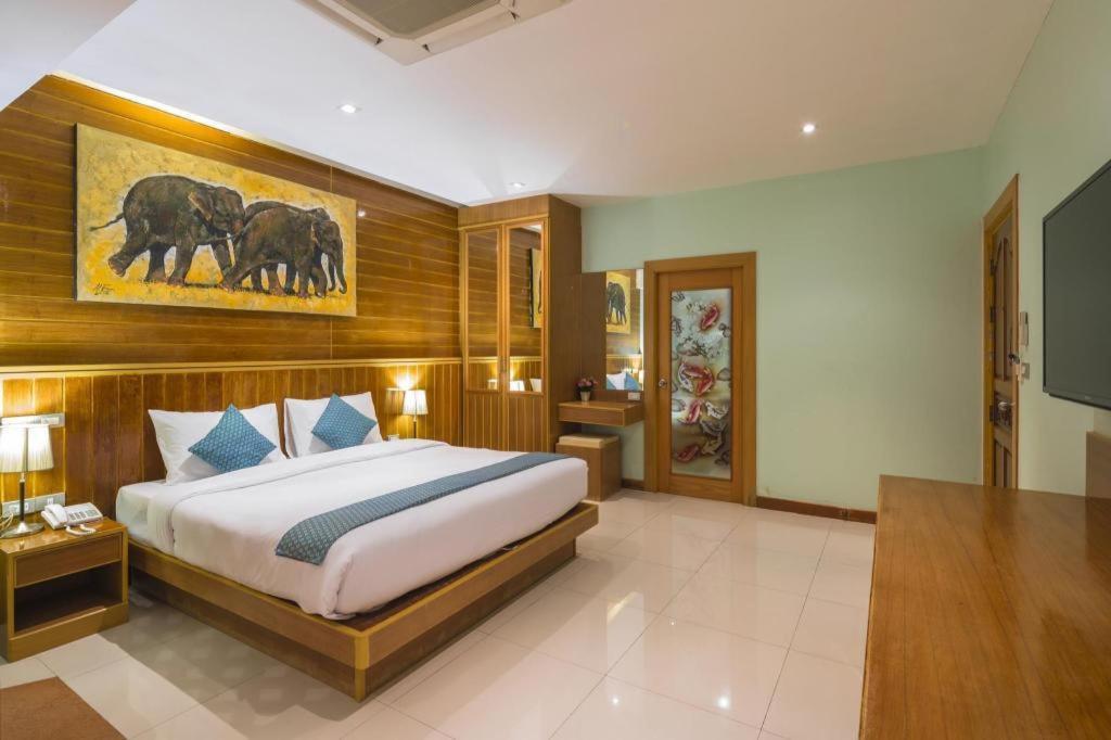 Hotel Azure