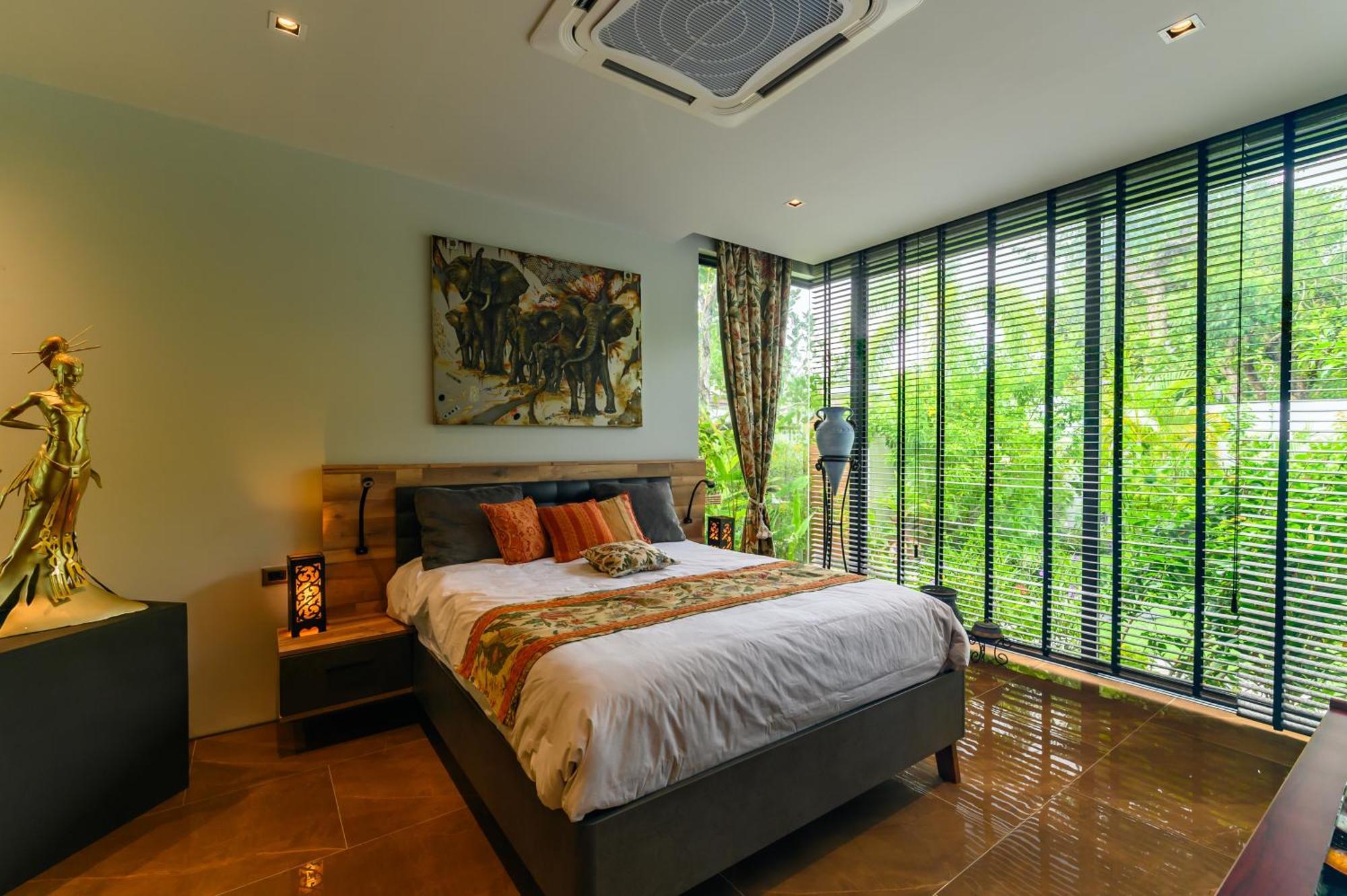 Botanica Modern Loft By Resava