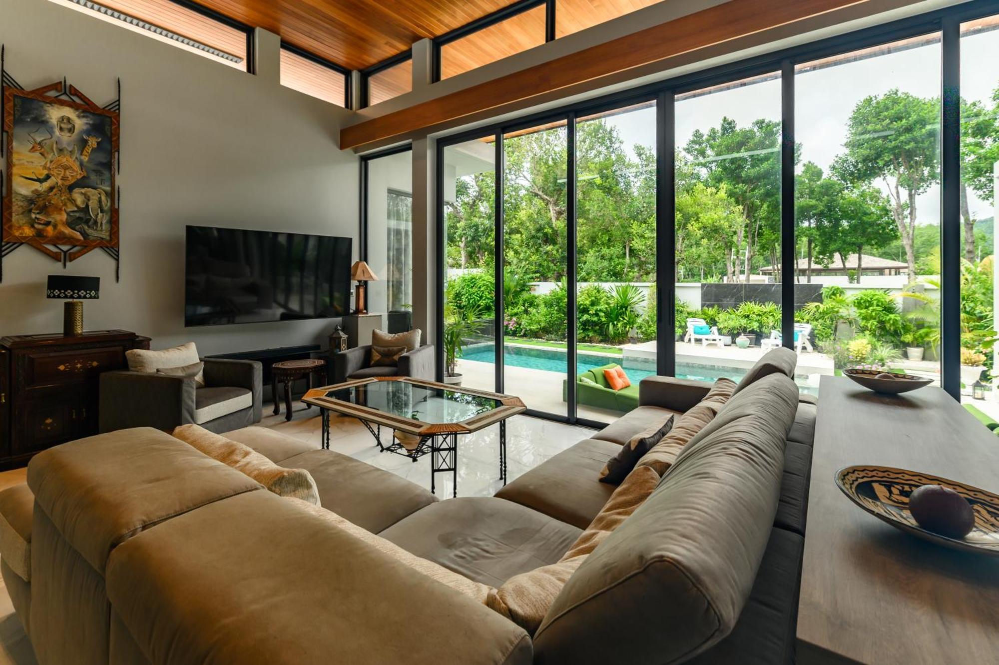 Botanica Modern Loft By Resava Villa *