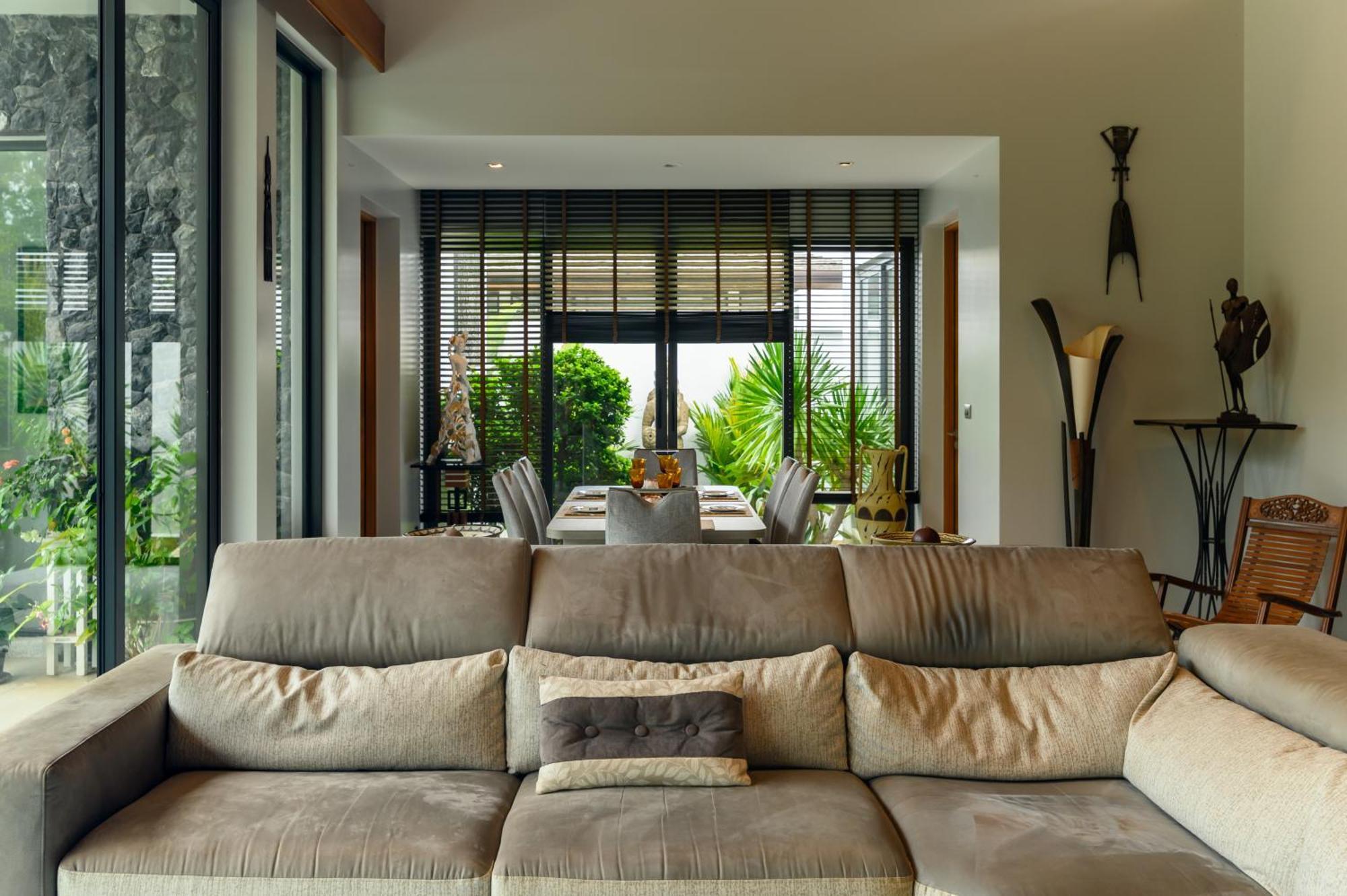 Botanica Modern Loft By Resava Villa *