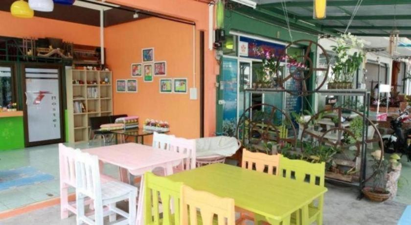 Oyo 586 I Hostel
