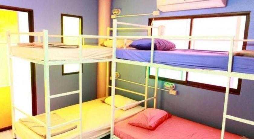 Oyo 586 I Hostel