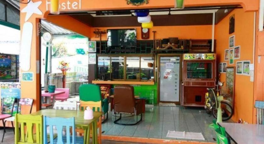 Oyo 586 I Hostel *