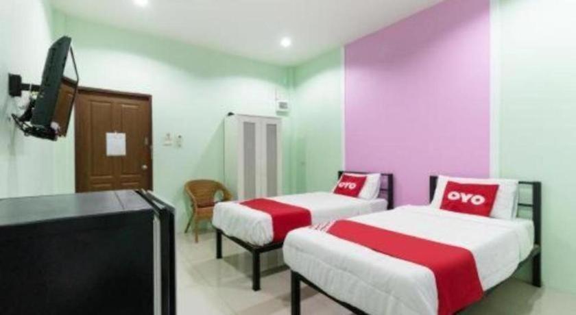 Oyo 1163 Eden Hotel Phuket