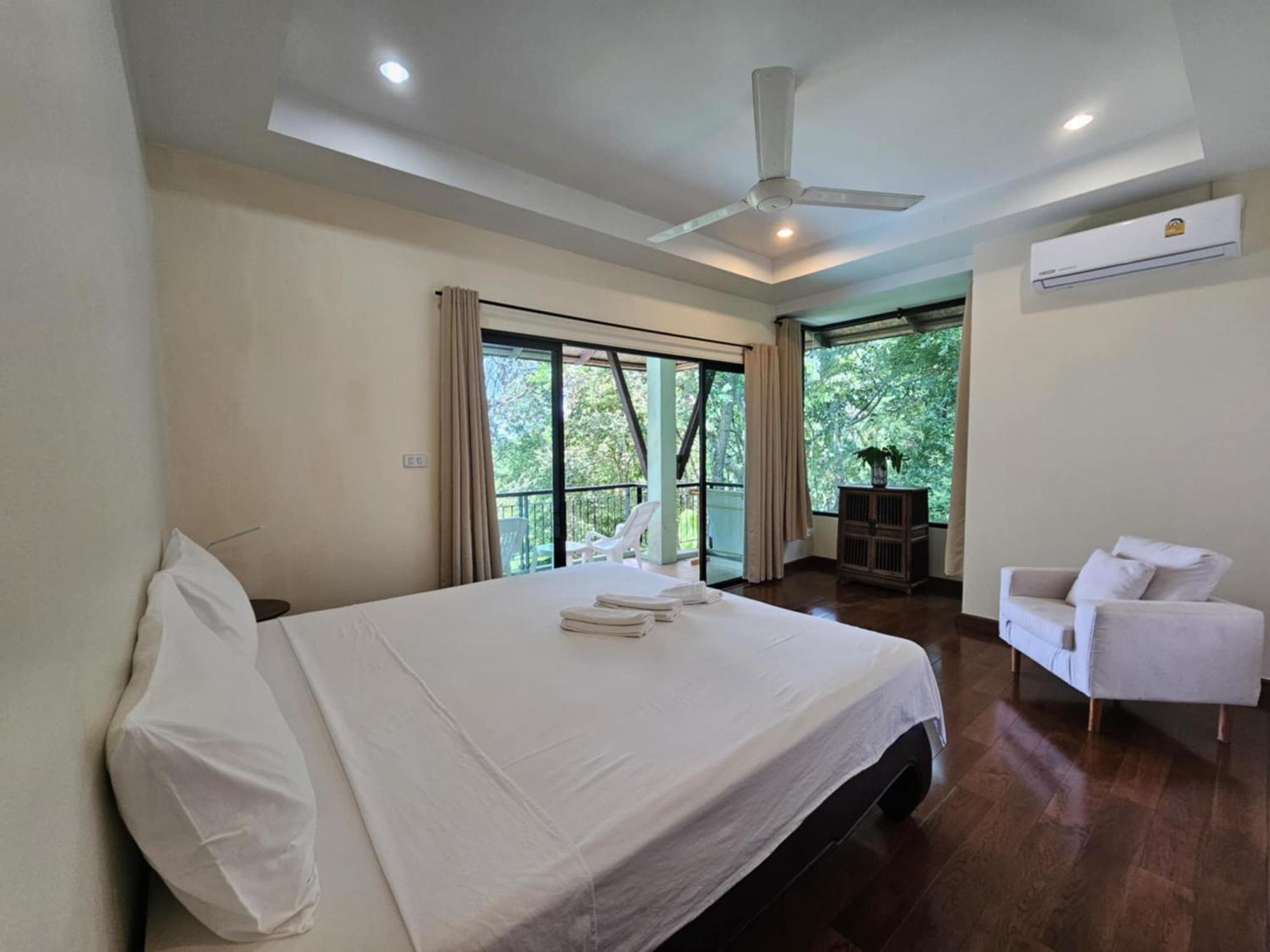 Beachfront In Rawai * Phuket