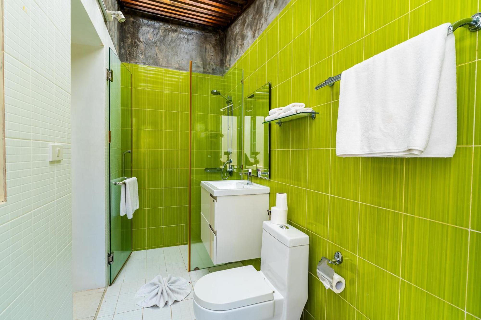 Exotic 3br Solandra With Tropical Pool And Private Rooftop Terrace In Bangtao Villa *