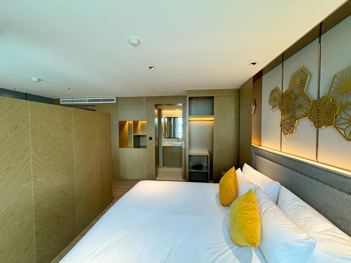 By The Sea With 1 Bedroom By Ibgproperty S6205 * Phuket