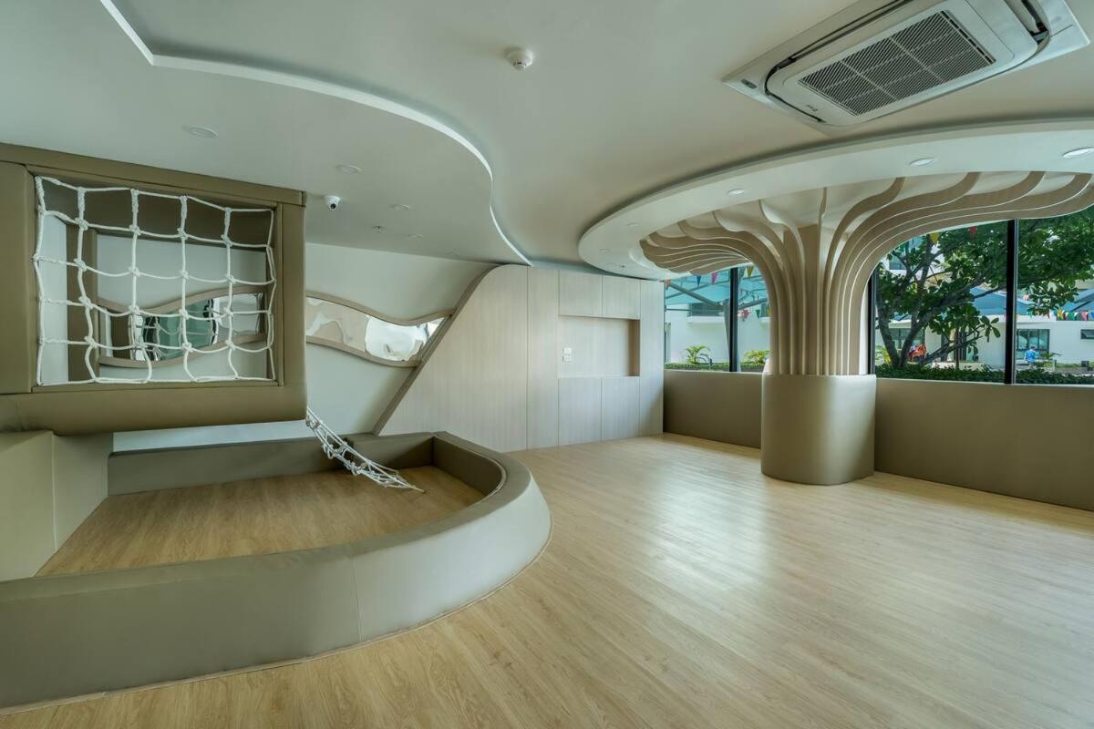 Apartment Stylish 2 Bedroom By Ibg S5503 *
