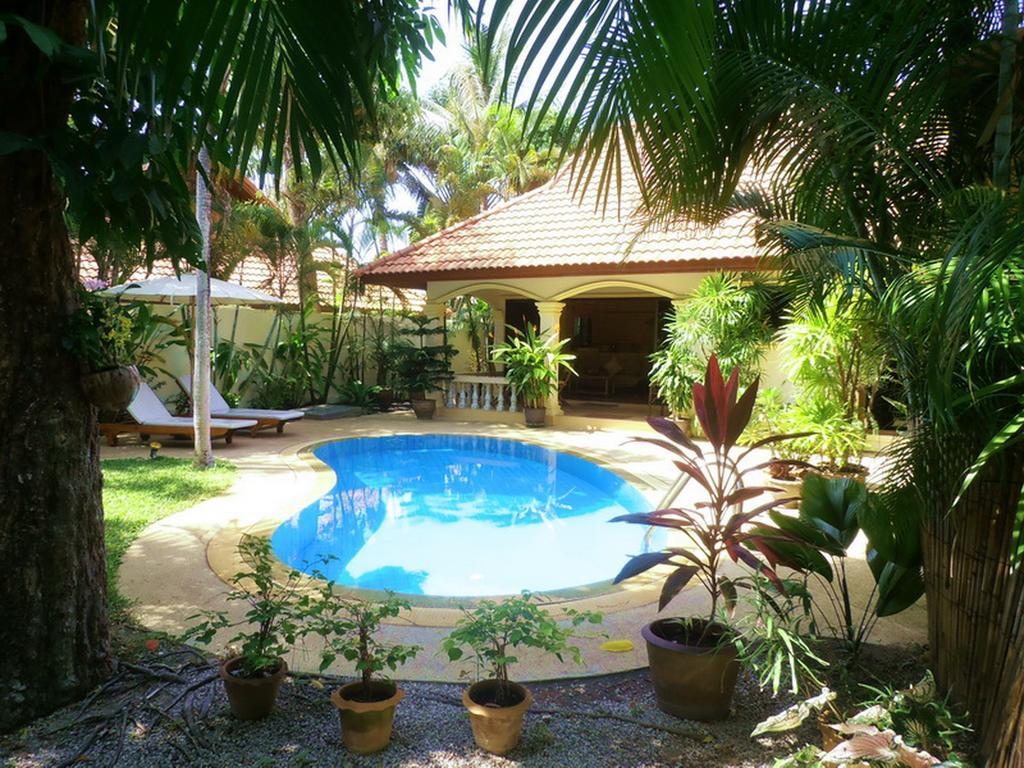 Coconut Paradise * Phuket