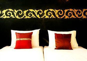 Hotel 43