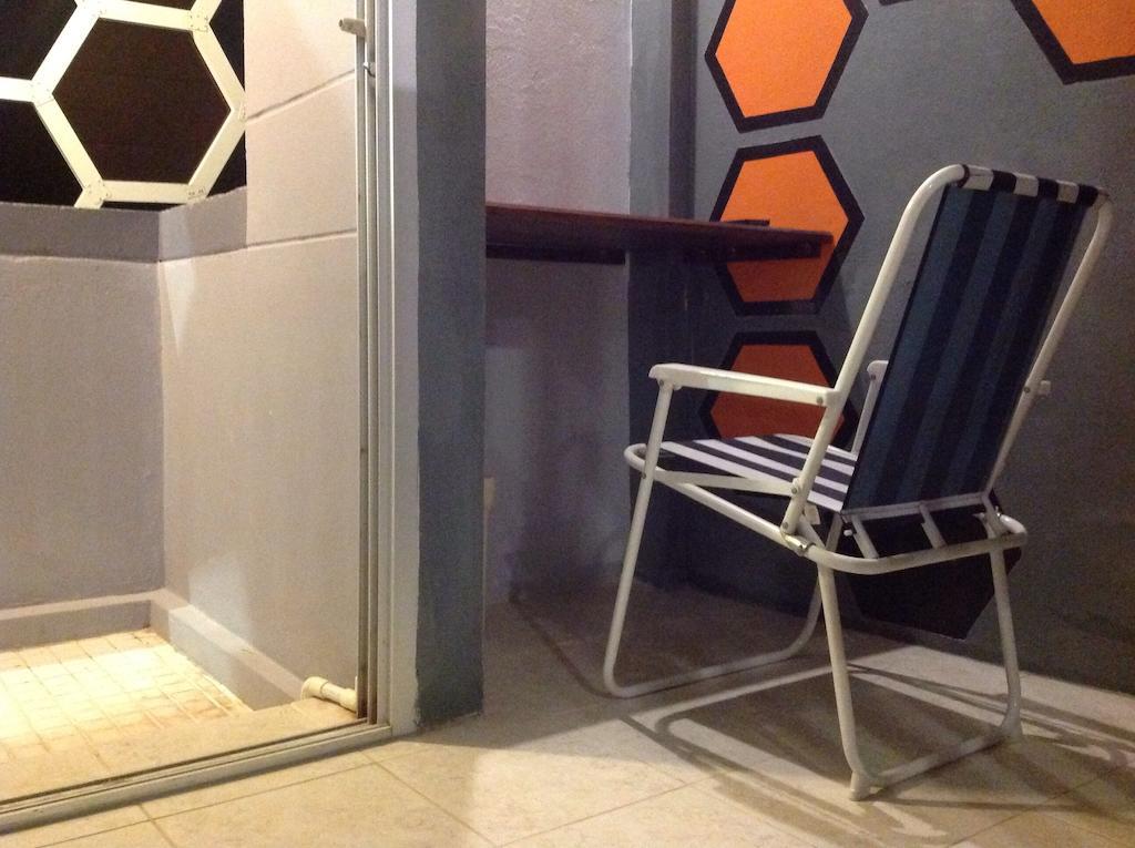 Hostel Beehive Old Town