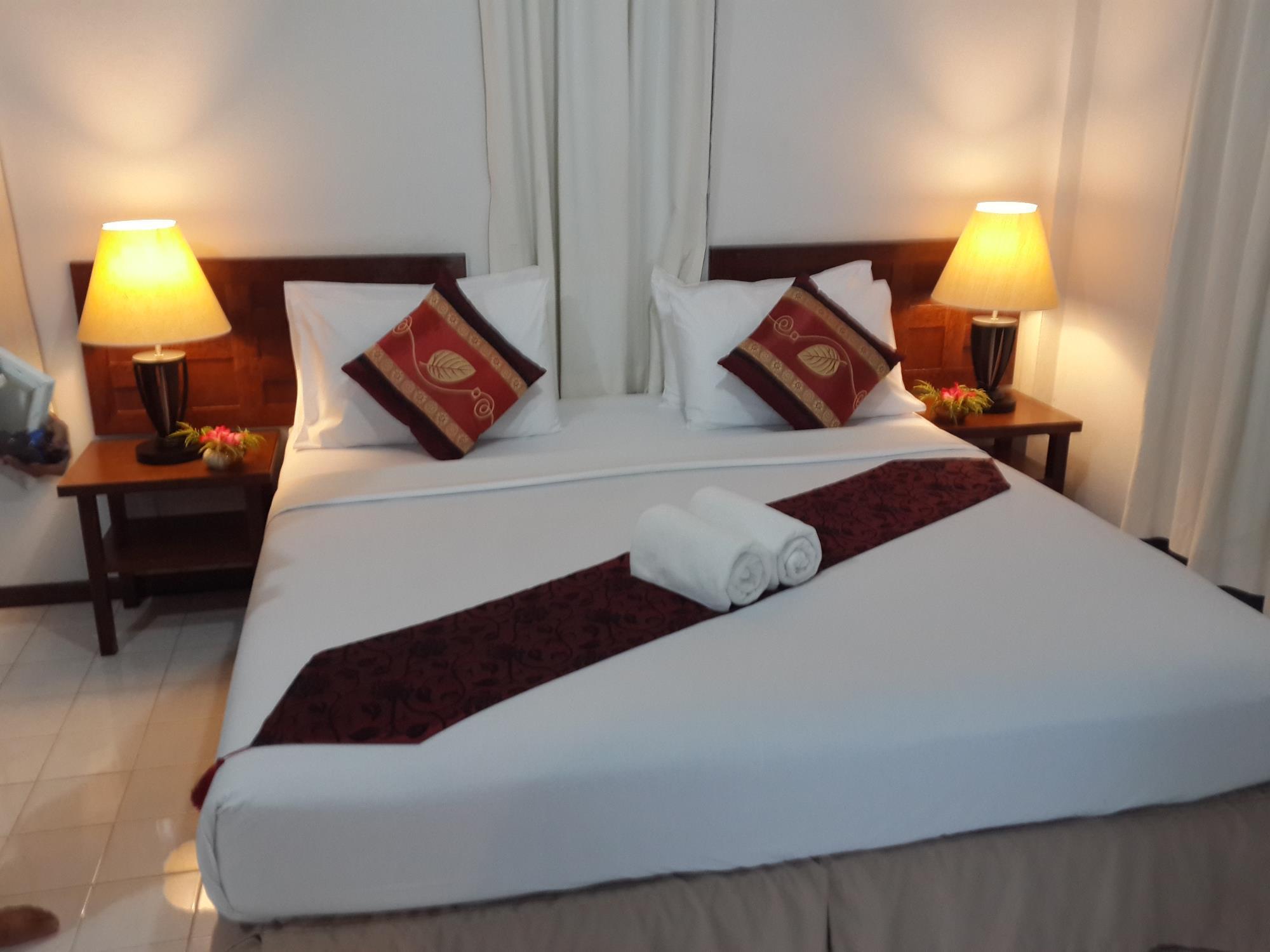 Hotel Baan Chaba Bungalow 4*