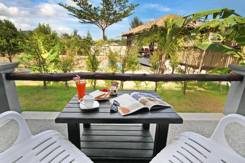 The Laemhin Lagoon Resort 3*