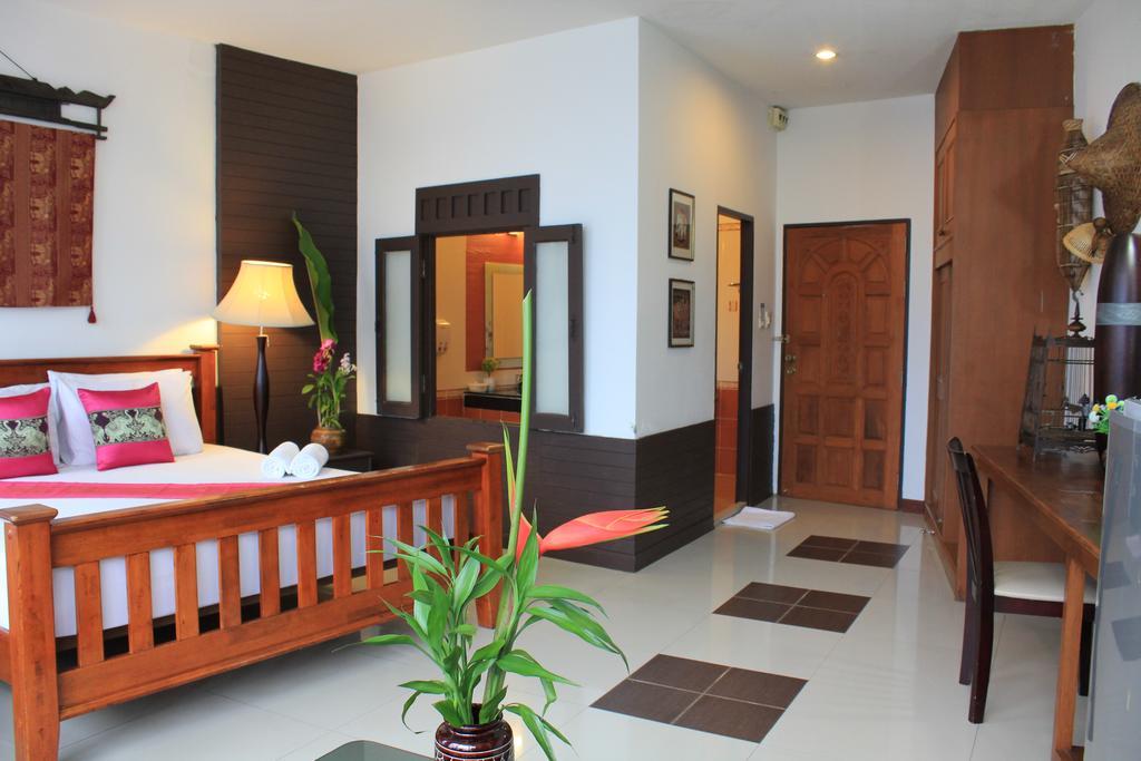 Hostel Mook Anda Phuket