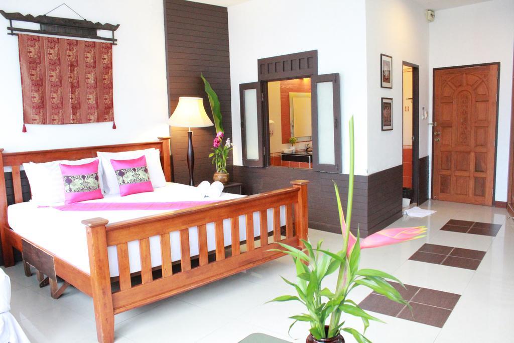 Hostel Mook Anda Phuket