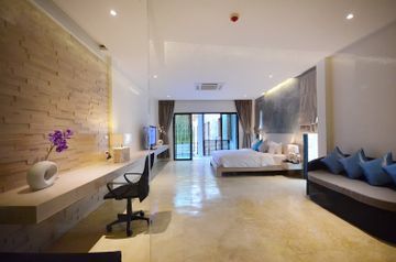 Wanaburi Phuket