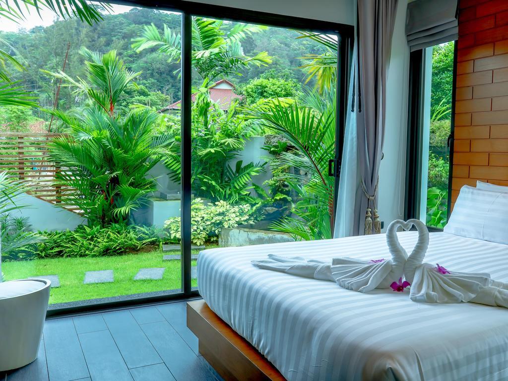 Villa Coco Kamala Tropical Pool *