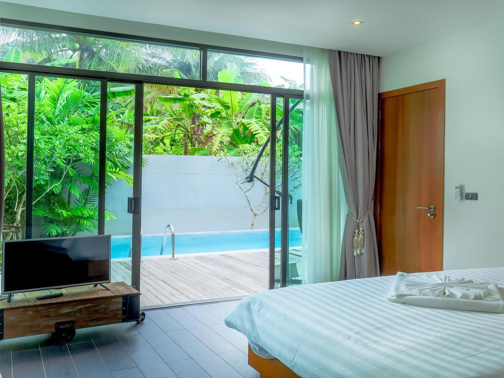 Coco Kamala Tropical Pool Phuket