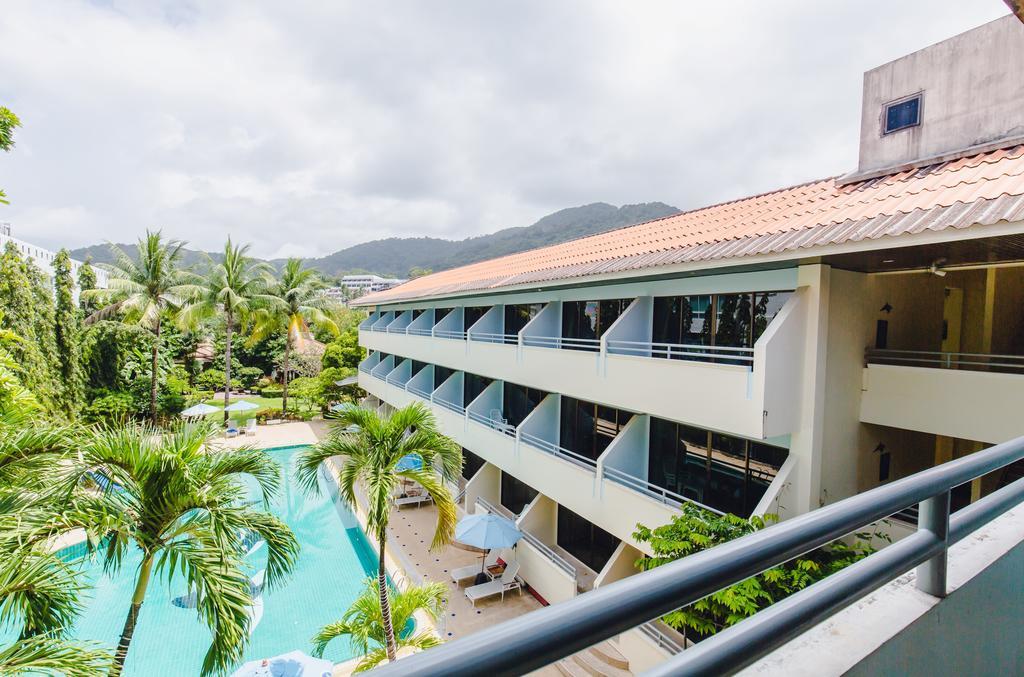 Hotel Karon Whale