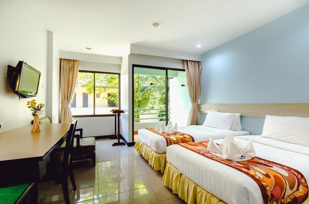 Karon Whale 3* Phuket