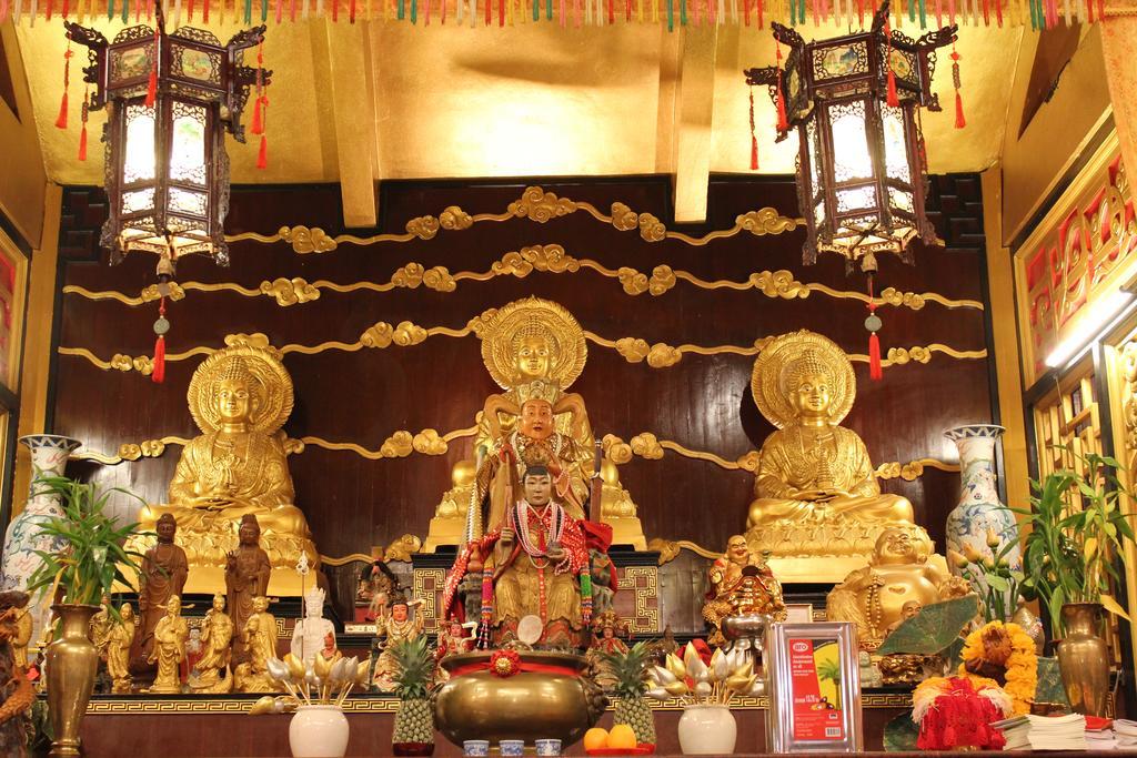 Mook Anda Phuket