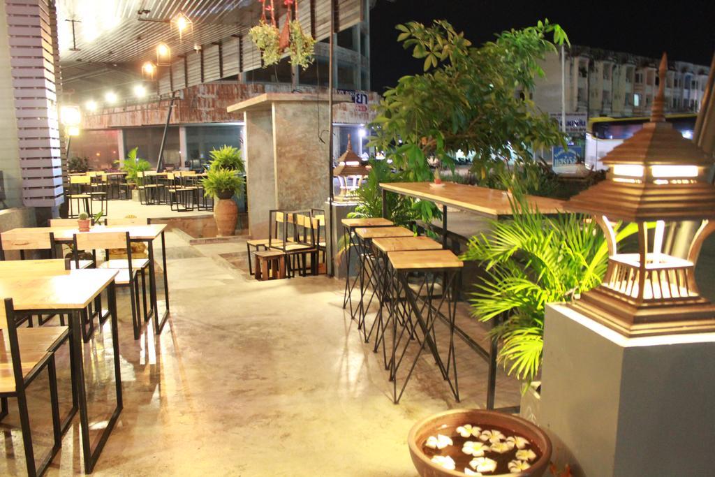 Mook Anda Phuket
