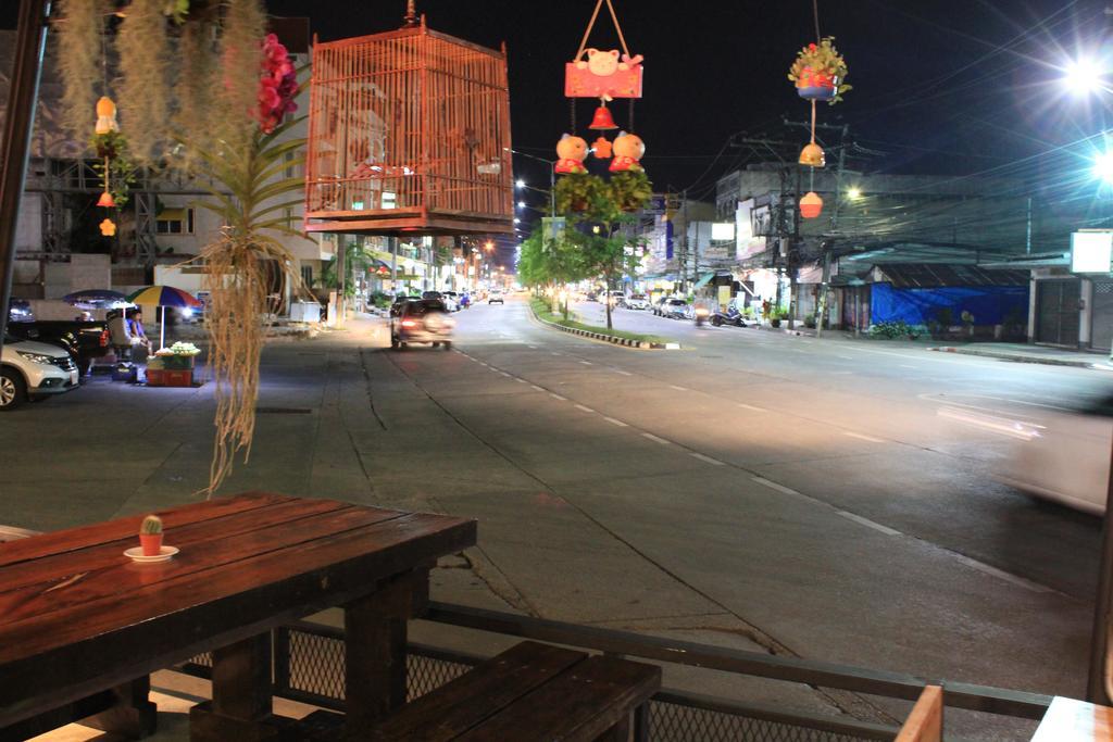 Mook Anda Hostel Phuket