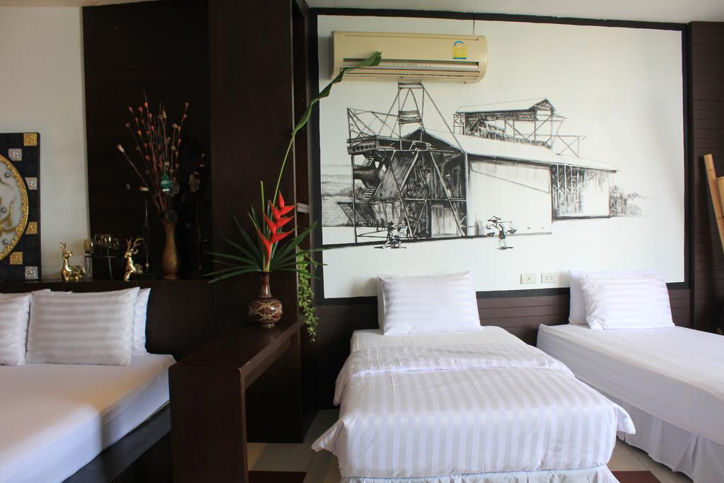 Hostel Mook Anda Phuket
