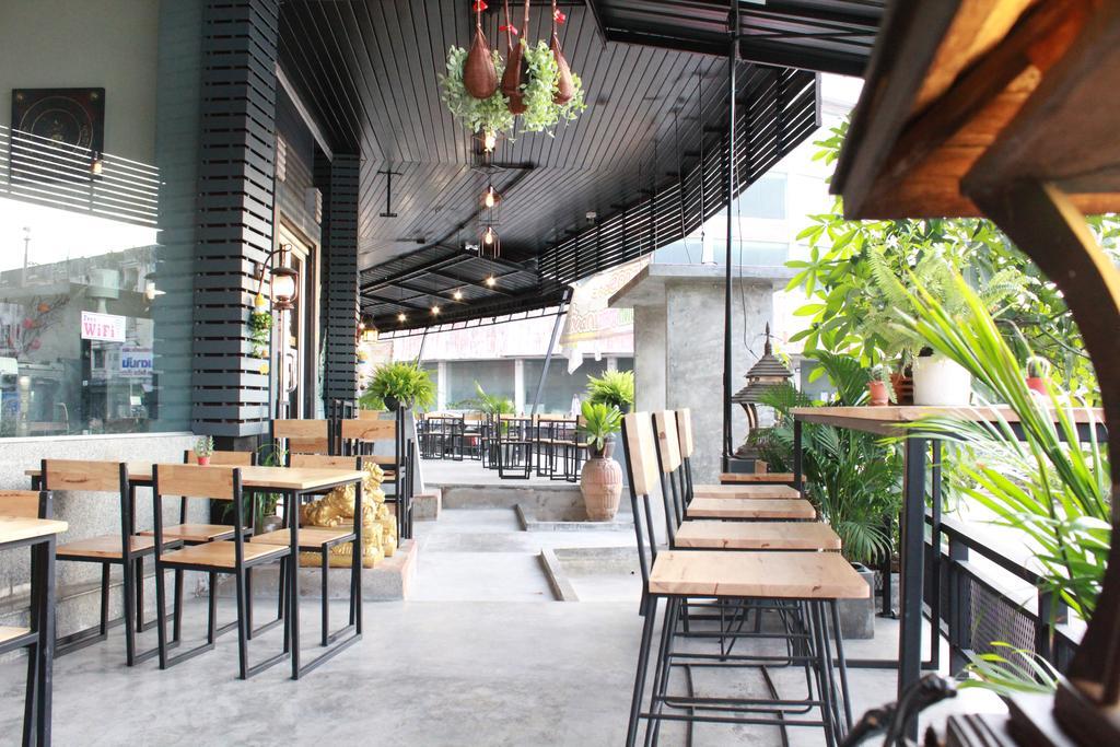 Mook Anda Hostel Phuket