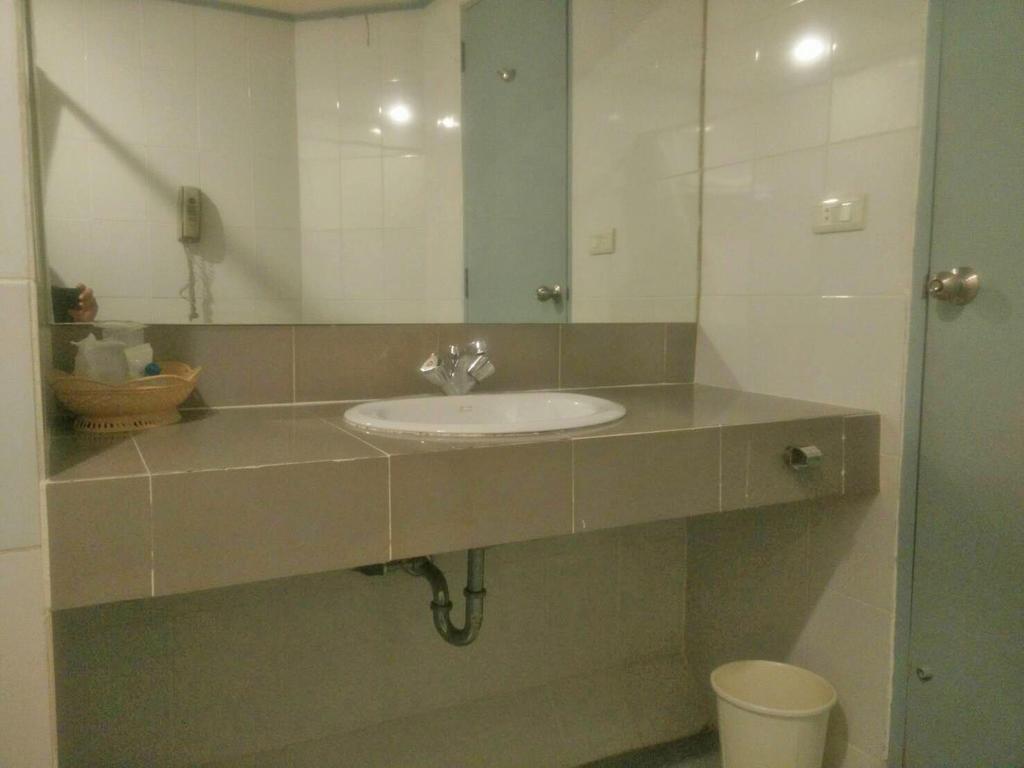 Hotel Sinthavee