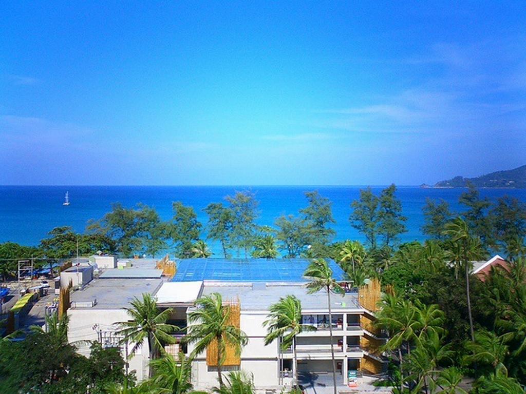 Patong Beach Hotel Hotel