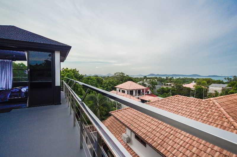 Greg's Club Rawai Phuket