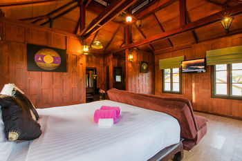 Lemon Tree Naturist Naiharn Resort Phuket