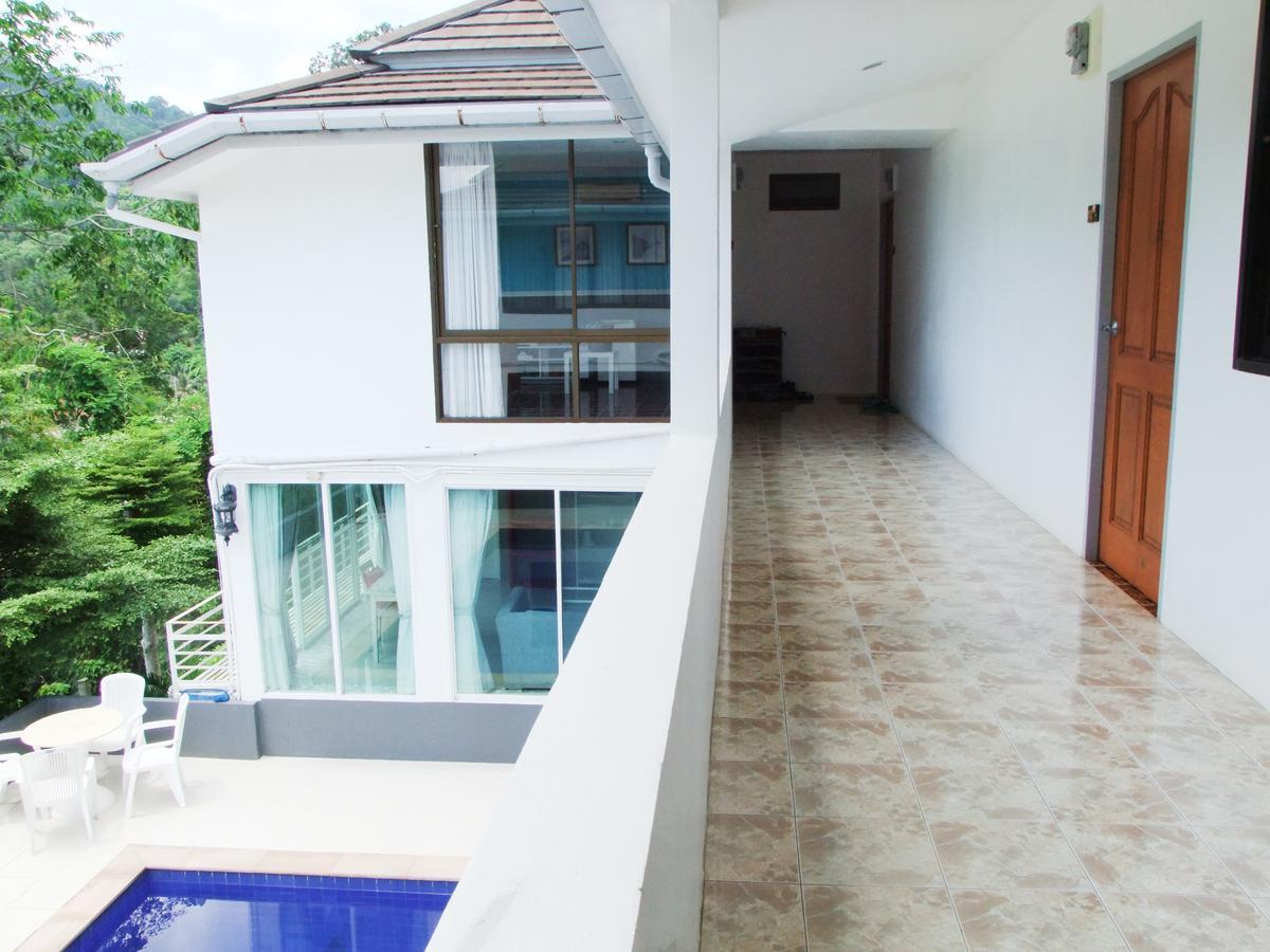 Ananda Place 2*