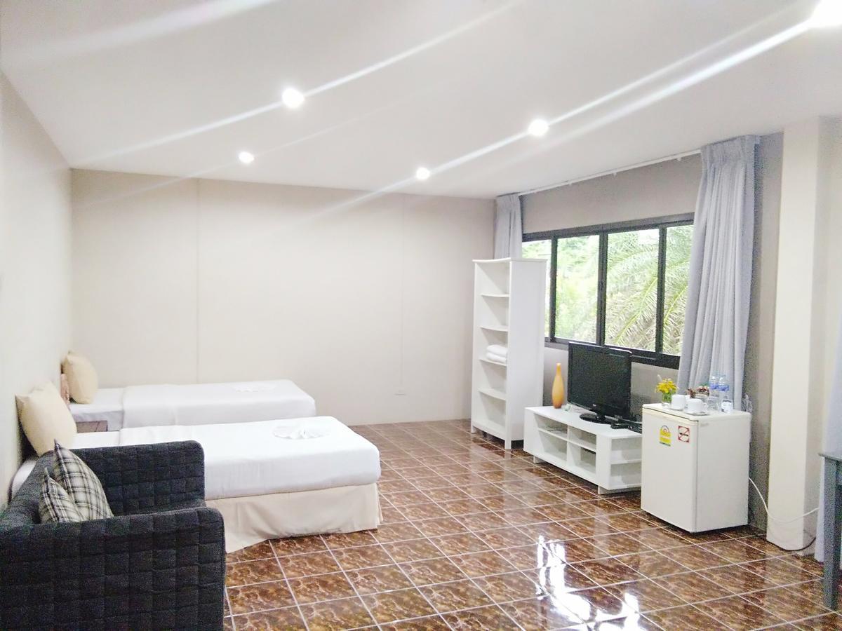 Ananda Place 2*
