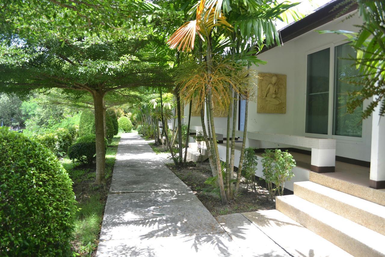 Chaiyo Resort