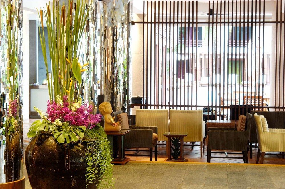 Patong Beach Hotel 4* Patong