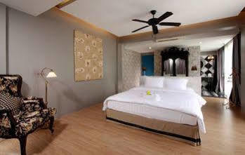 Sky Lantern 3* Phuket