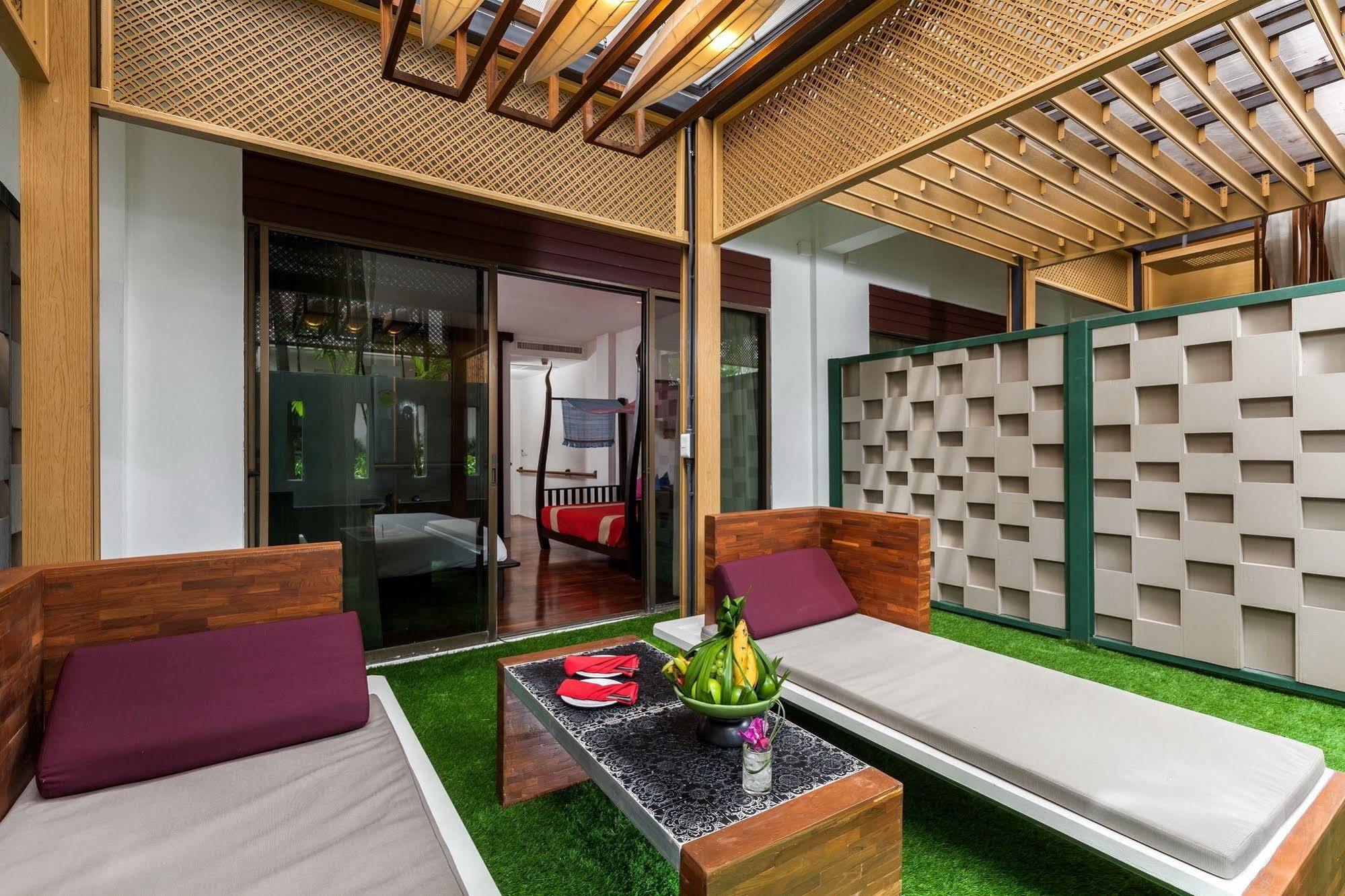 Patong Beach Hotel Hotel 4*