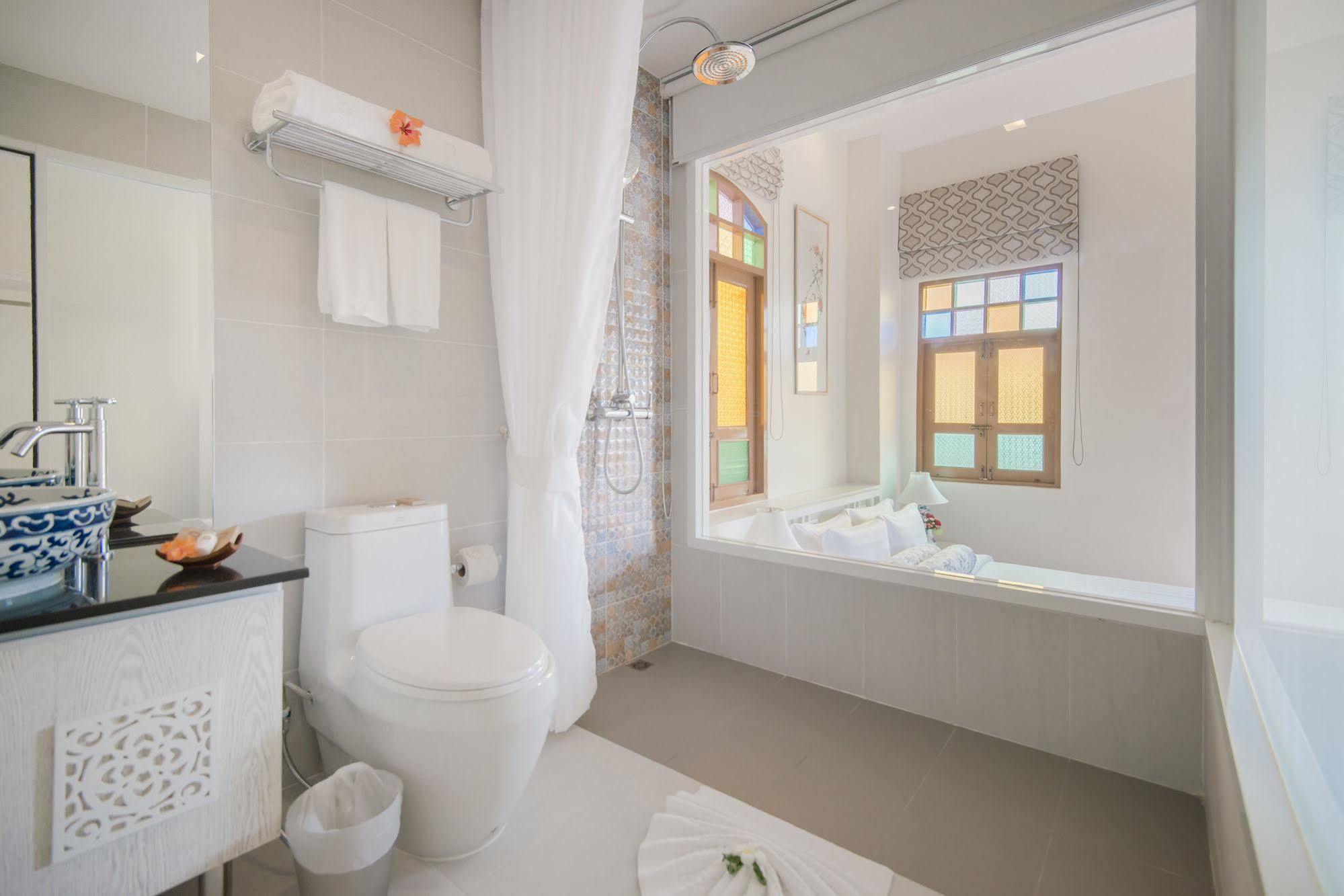 O'nya Hotel 3*