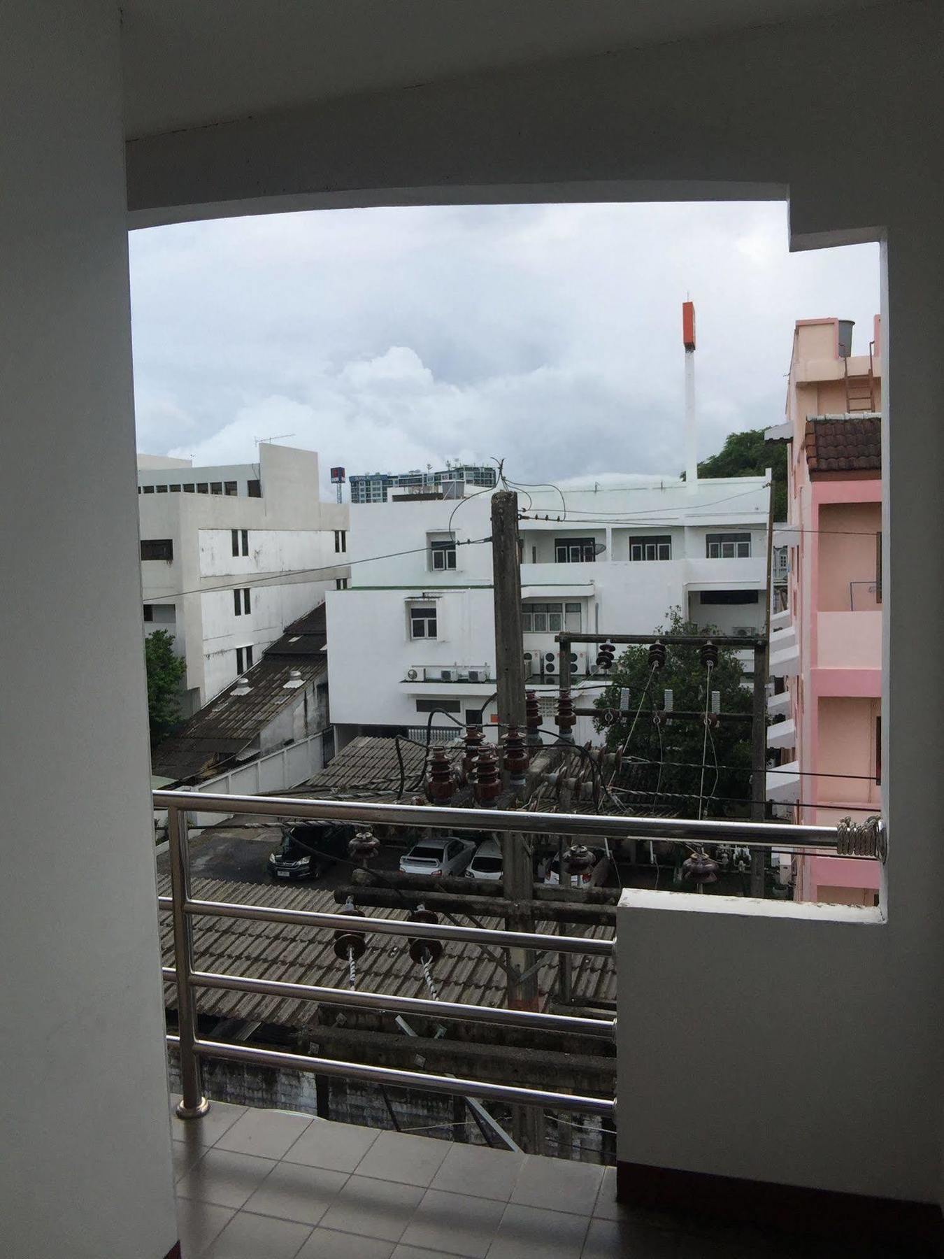 Ekkamon Inn Phuket