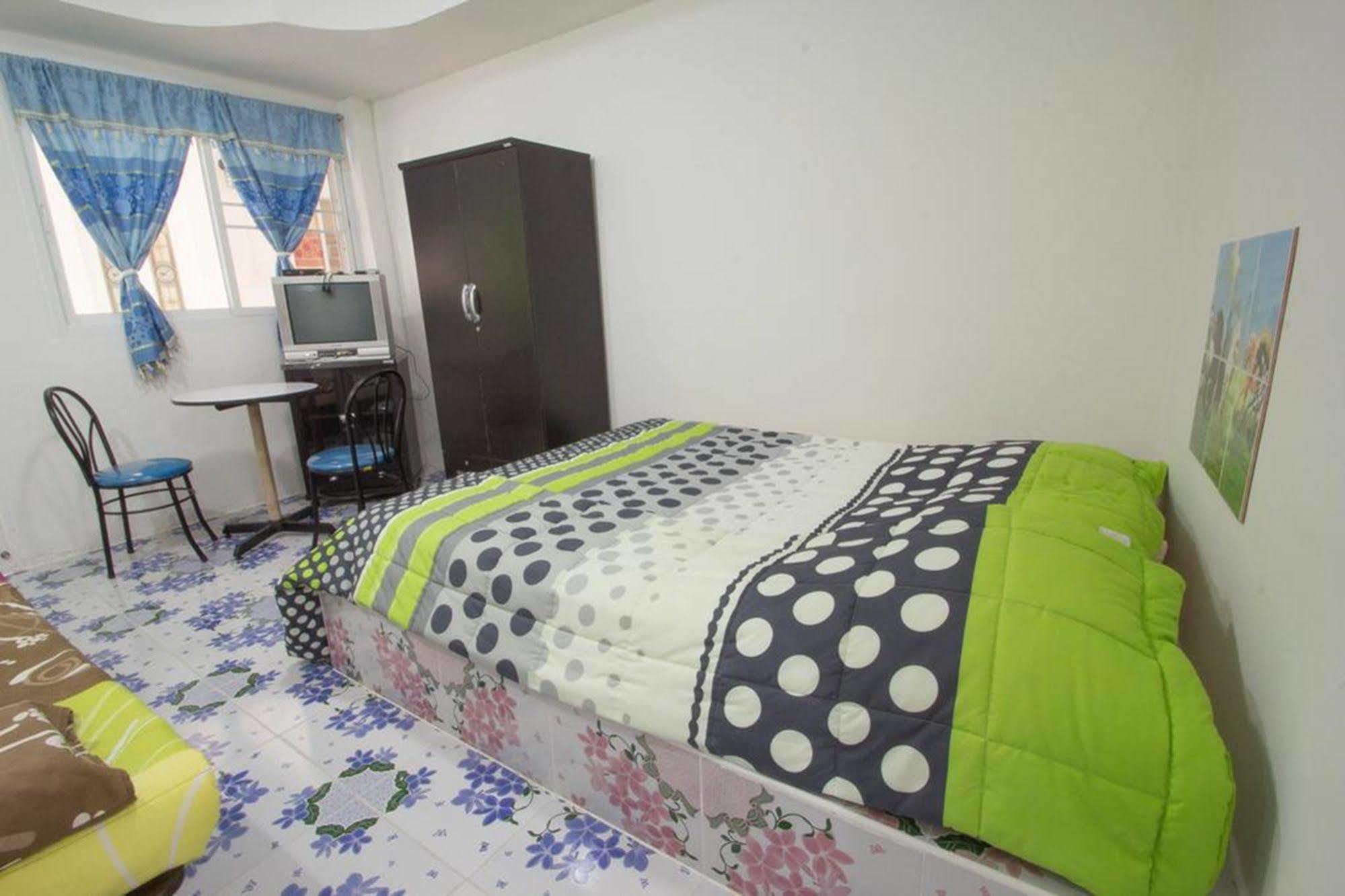 Nu Airport Aparthotel Phuket