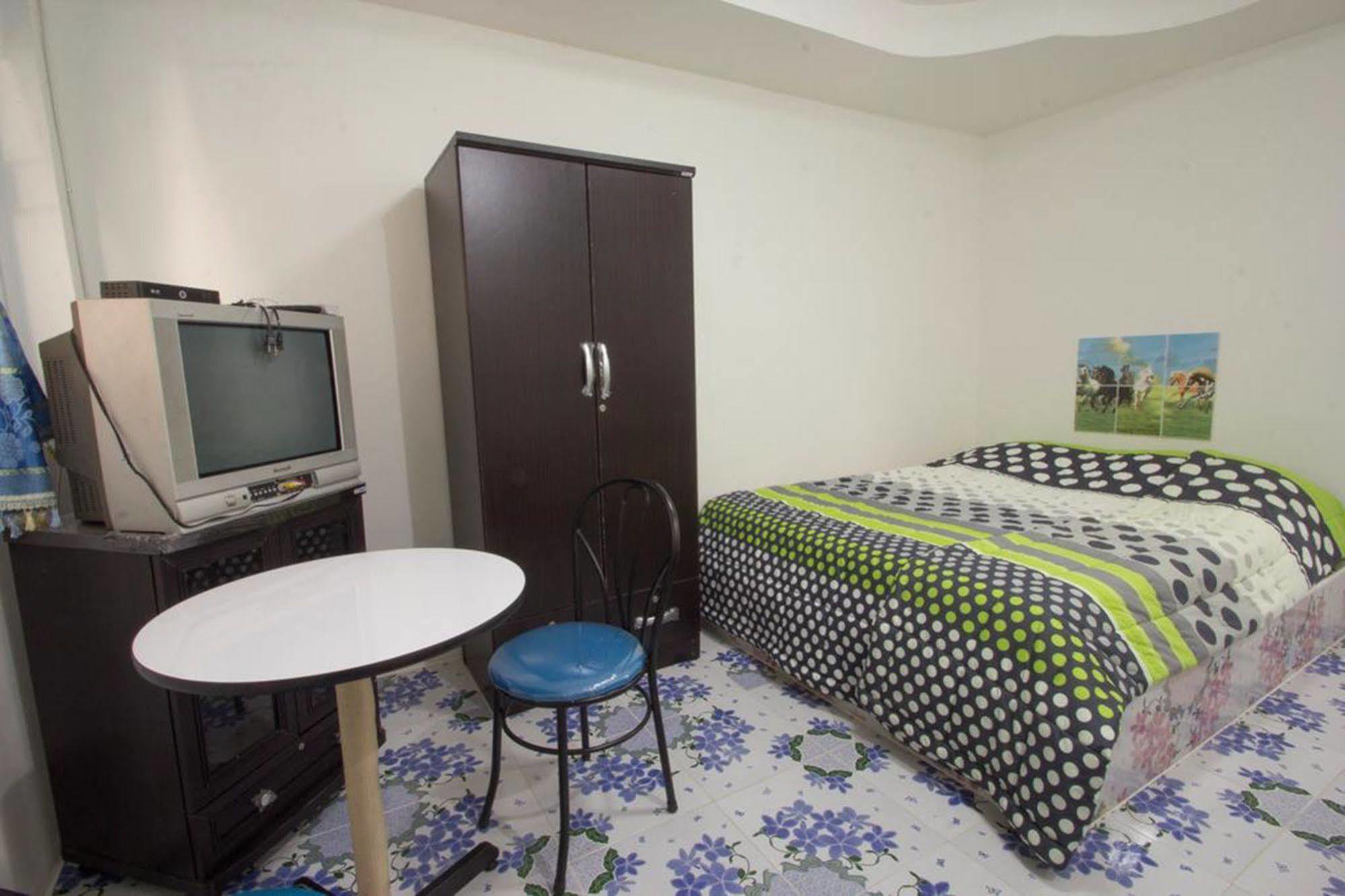 Aparthotel Nu Airport