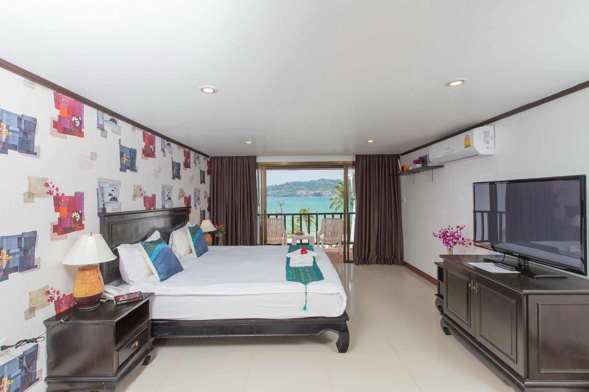 Patong Swiss Front Hotel 3*